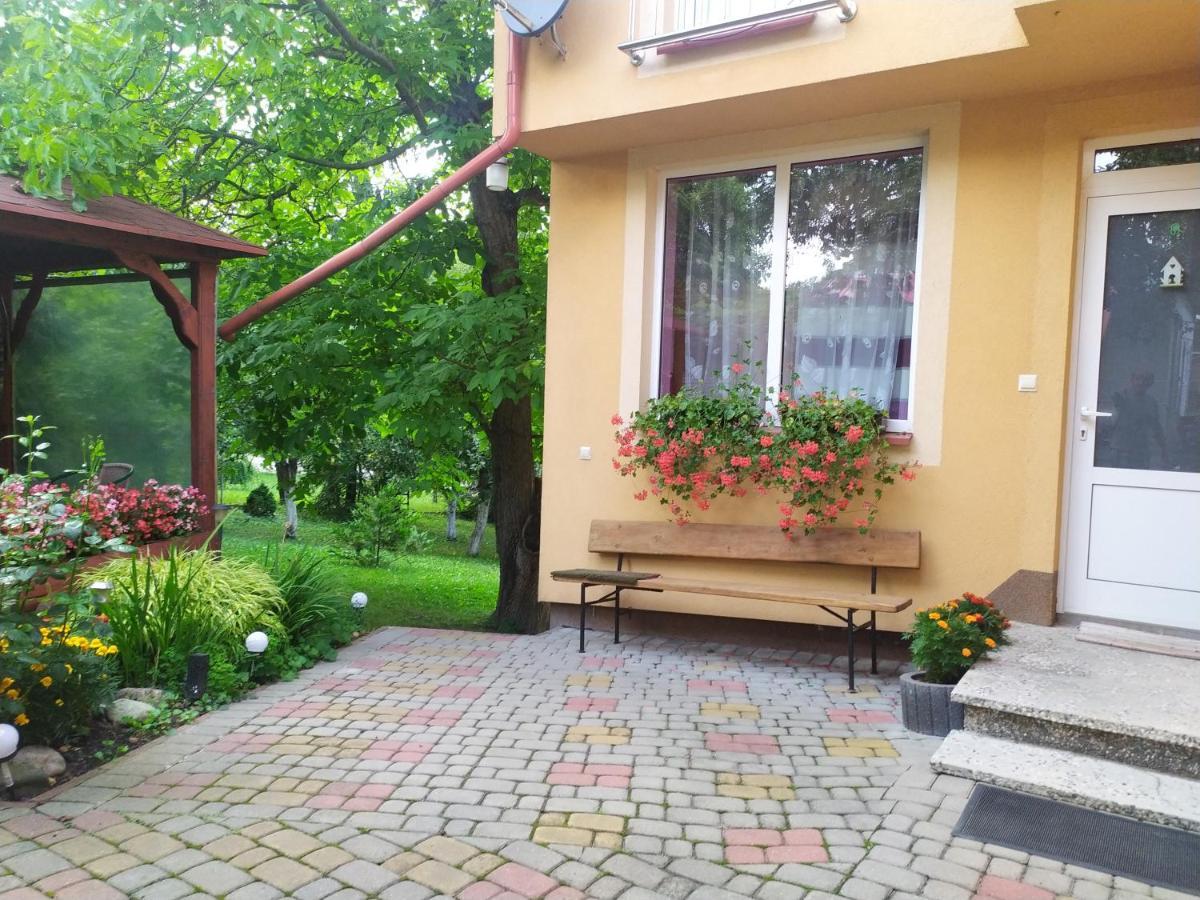 Apartament W Domu Na Wsi Tomaszów Lubelski Екстериор снимка