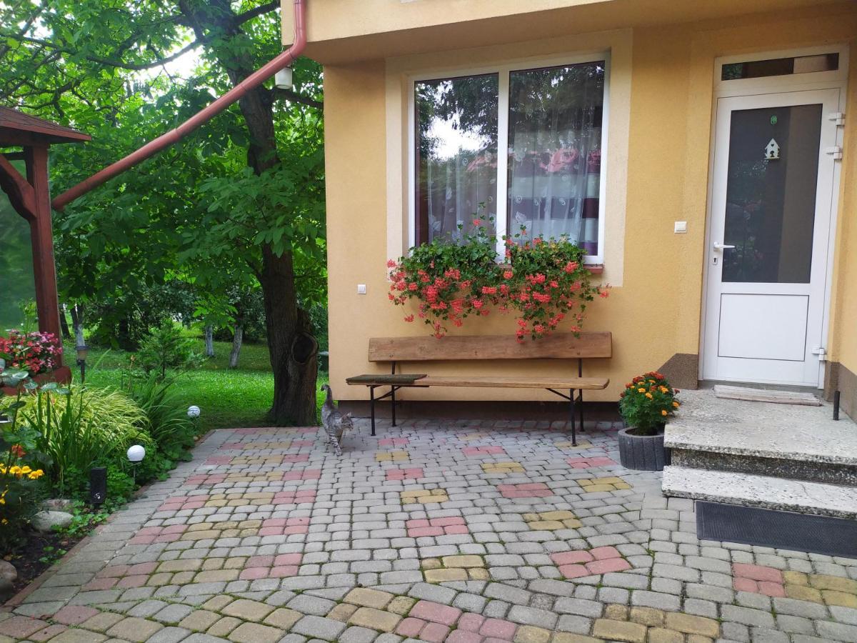 Apartament W Domu Na Wsi Tomaszów Lubelski Екстериор снимка