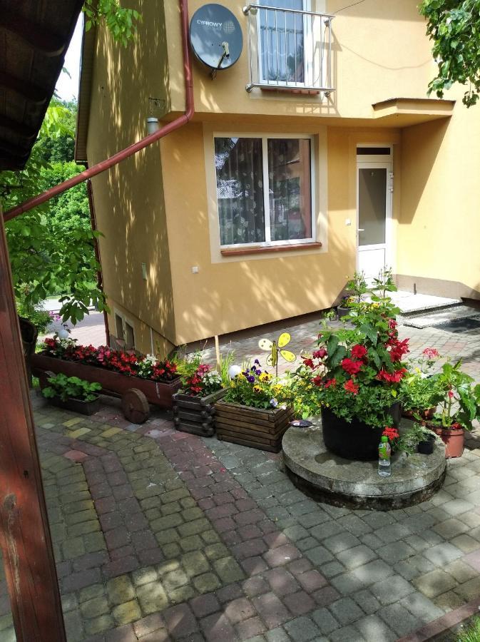 Apartament W Domu Na Wsi Tomaszów Lubelski Екстериор снимка