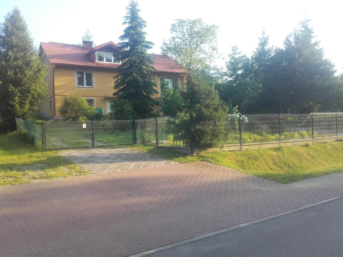Apartament W Domu Na Wsi Tomaszów Lubelski Екстериор снимка