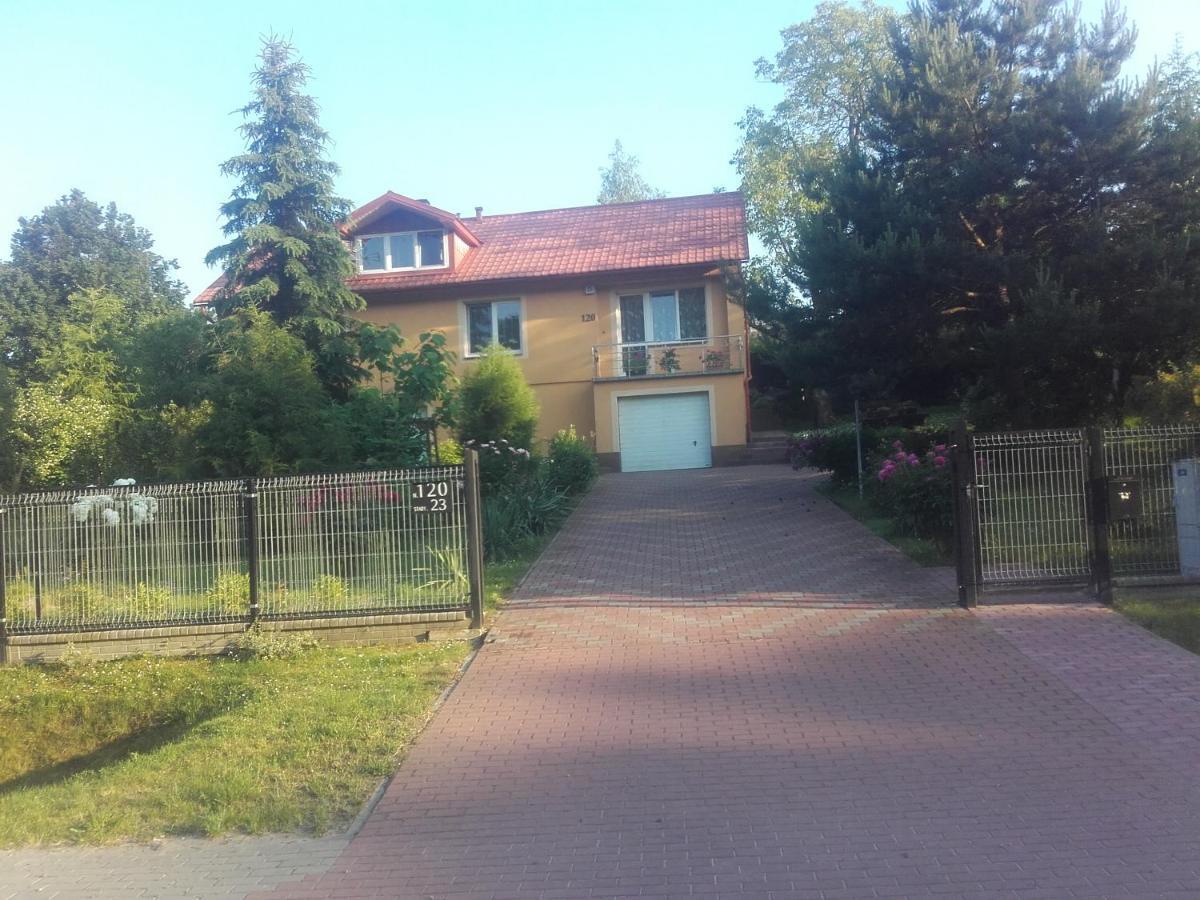 Apartament W Domu Na Wsi Tomaszów Lubelski Екстериор снимка