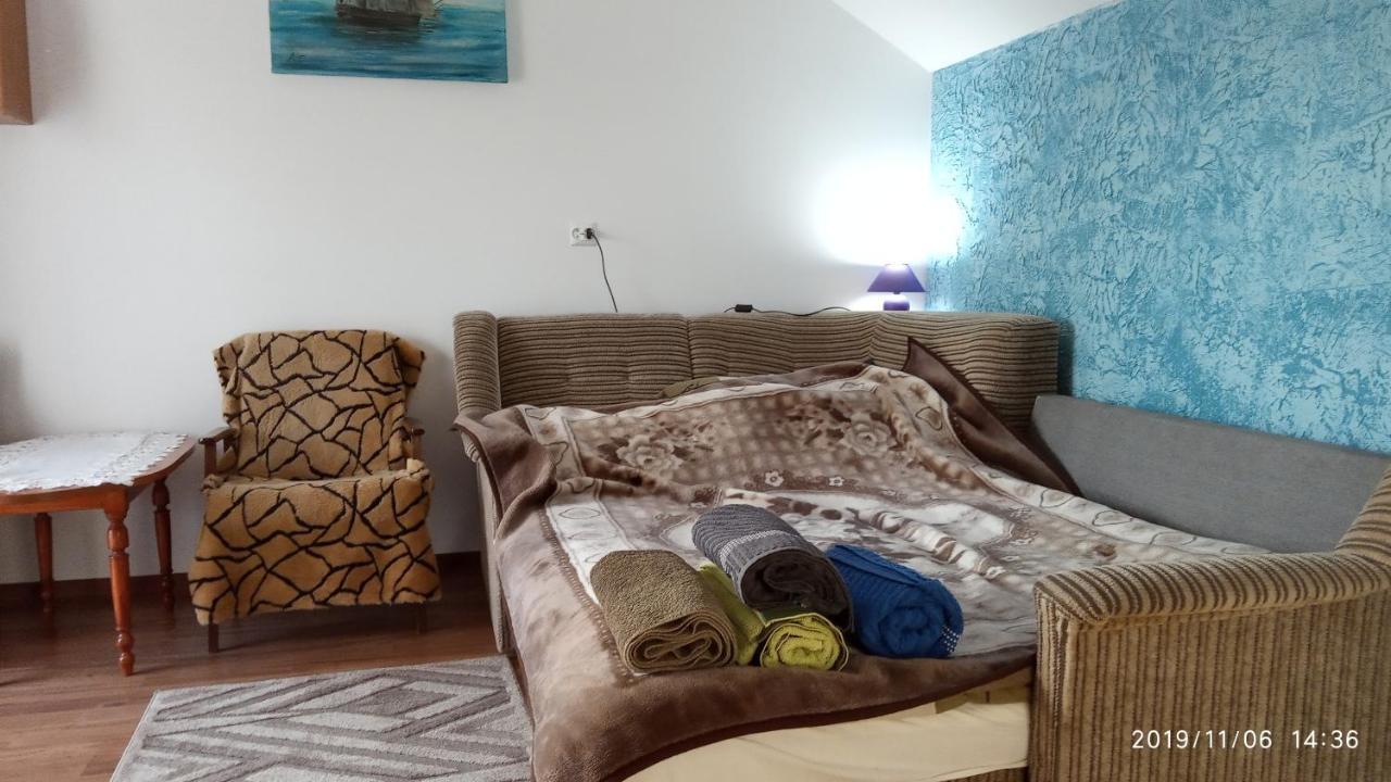 Apartament W Domu Na Wsi Tomaszów Lubelski Екстериор снимка